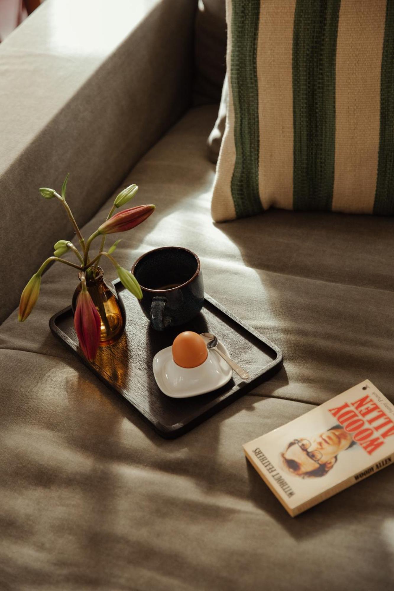 A Place - Boutique & Flats - Leeuwenstraat 20